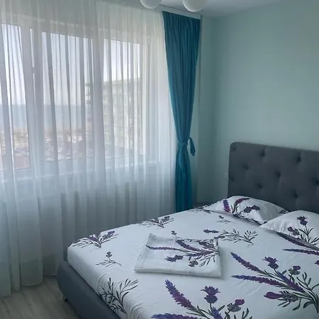 Ini Zona Alezzi * Năvodari