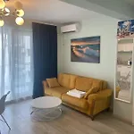 Ini Zona Alezzi