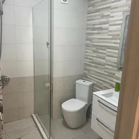 Apartment Ini Alezzi