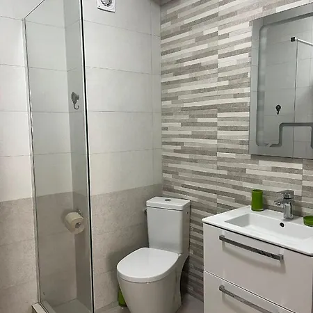 Ini Zona Alezzi 아파트