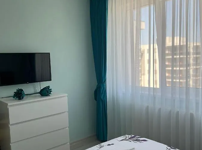 Apartment Ini Zona Alezzi Navodari